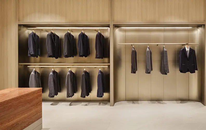 retail clothing display