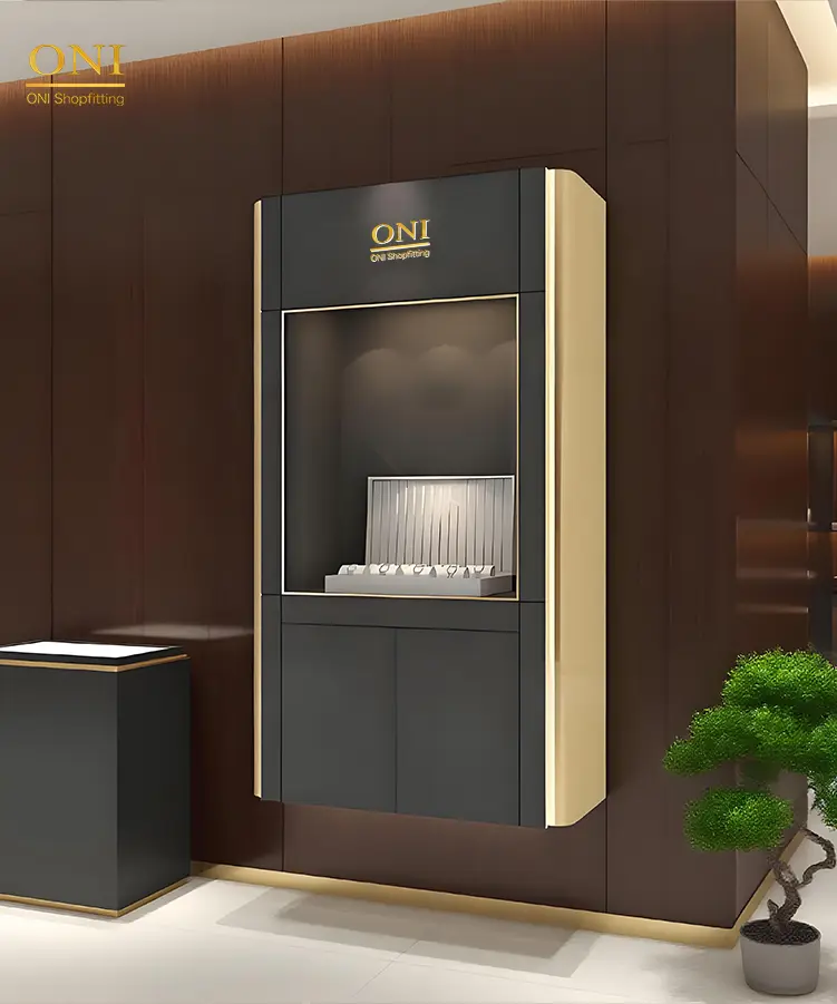 luxury jewelry display