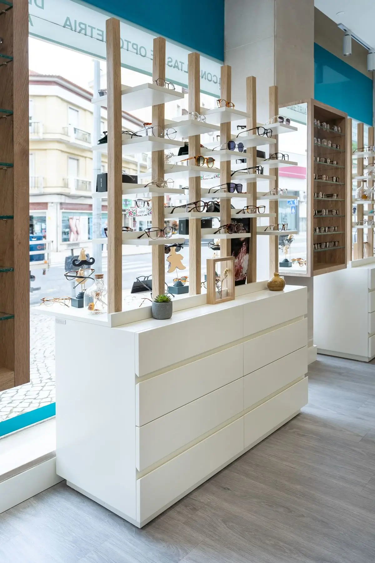 Freestanding display racks