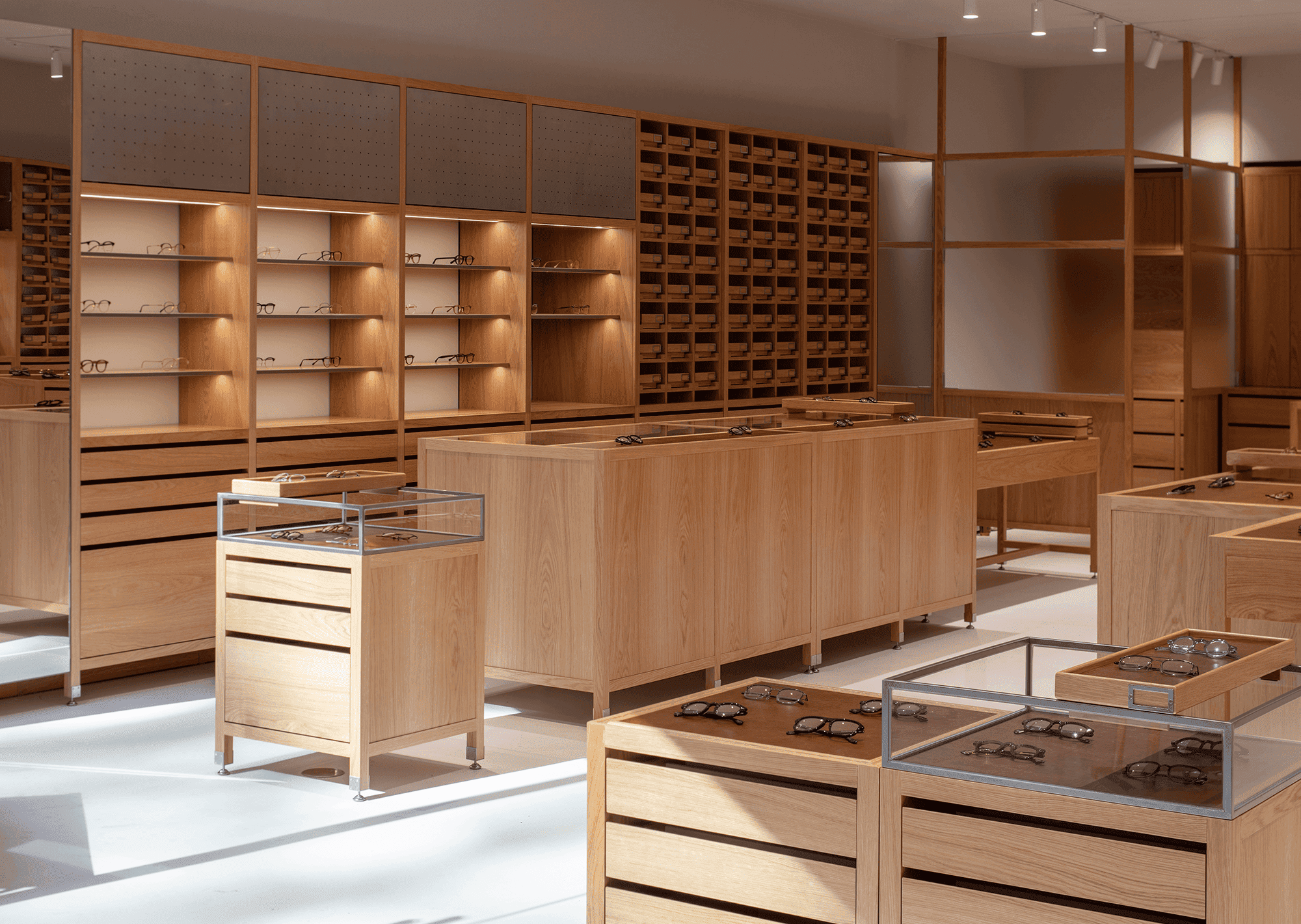 Sunglasses_Store_Display